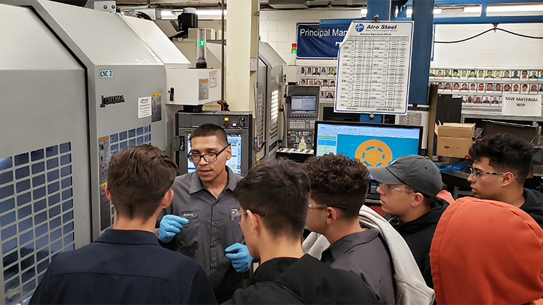 2021_SME PRIME Success Story_Leyden High School_Web_Students visiting local manufacturing partner.png