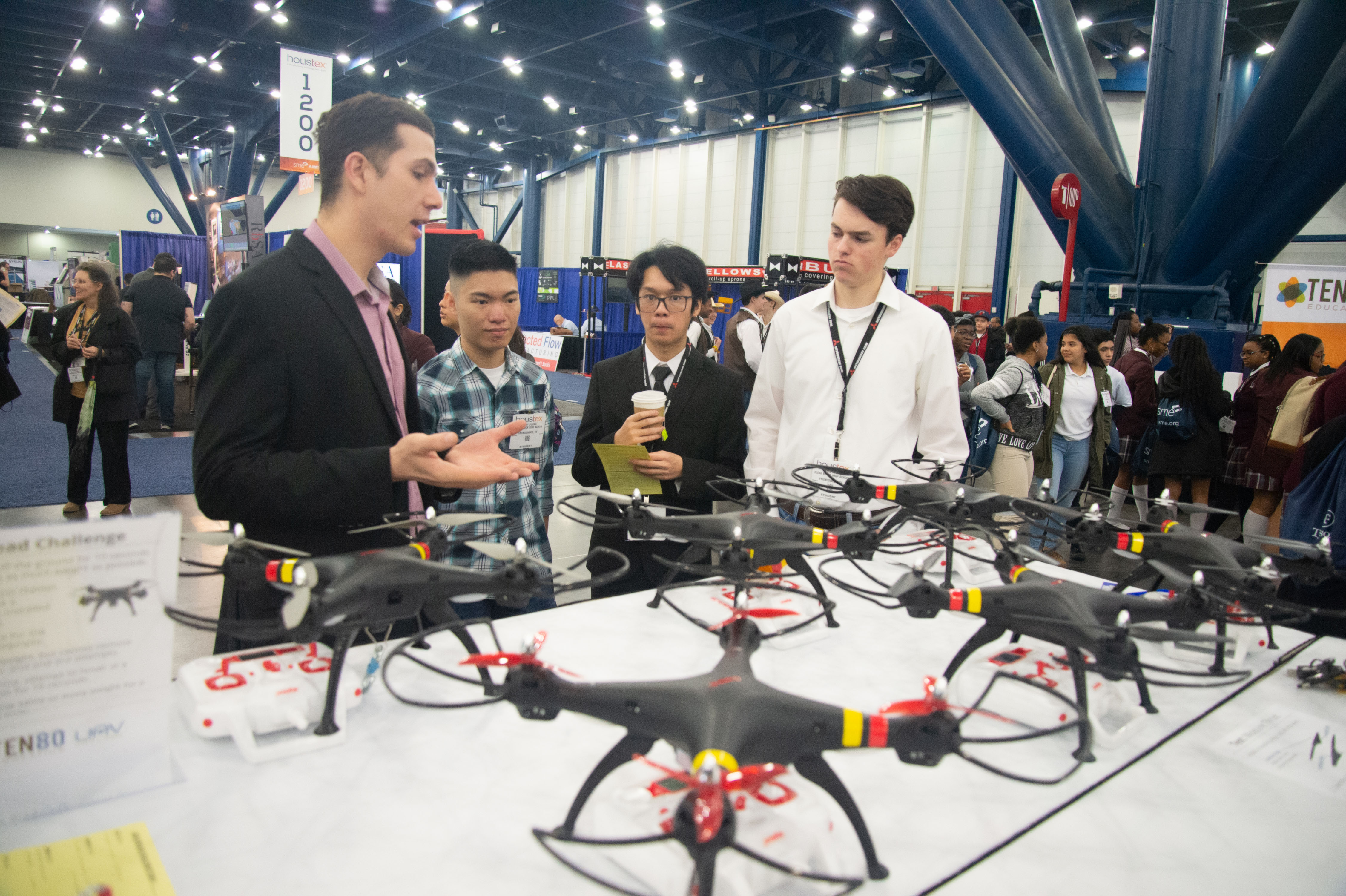 HOUSTEX - Drone Challenge - Students with industry reps.jpg